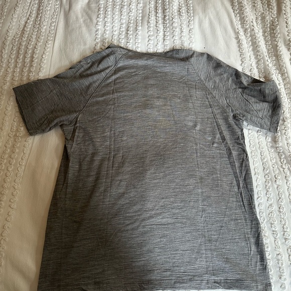 Ibex Men’s Merino Wool Henley Tshirt - Picture 5 of 7